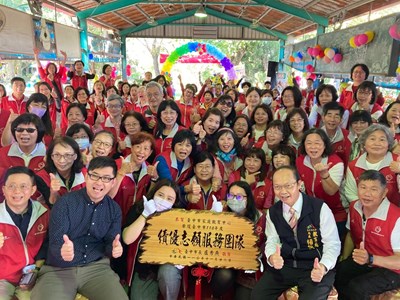 中市家庭教育中心志工表揚 教育局長感謝辛勞付出
