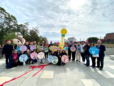 今〈25〉日,是聖誕節,也是「東大溪水環境工程暨環境教育館」正式誕生的日子