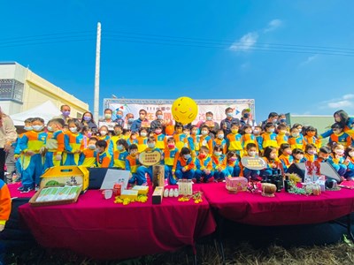 活化農地!台中在地生產非基改大豆上市歡迎選購