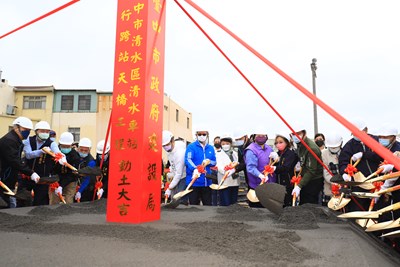 清水人行跨越橋今開工 盧市長:紓緩交通便利旅客通行