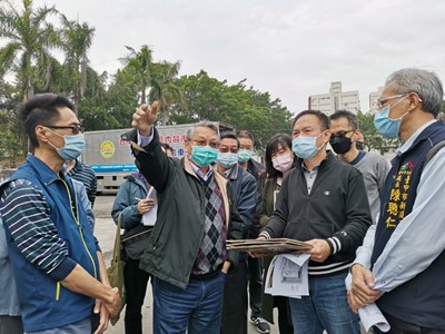 副市長令狐榮達於1月28日率隊前往台中肉品市場
