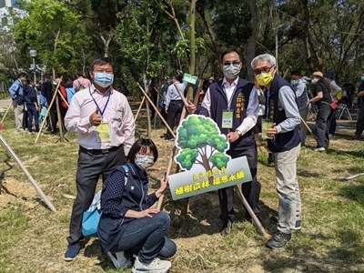 中市府東大溪水環境改善結合東海大學植栽認養 共創永續環境