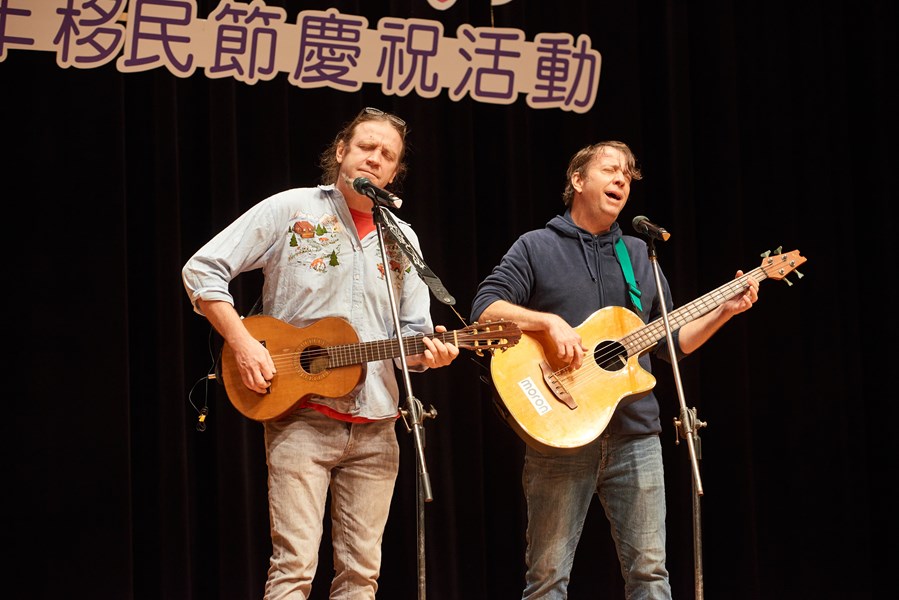 表演2