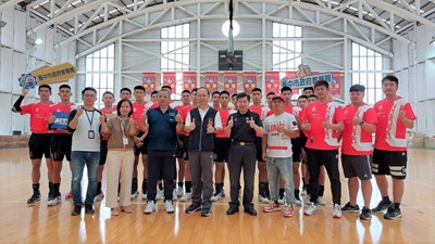 HVL排球決賽3月25日開打 教育局長至豐原高商為選手加油