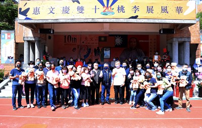 中市惠文高中20年校慶 令狐副市長:國際教育成績亮眼