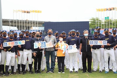 中信兄弟力挺身障運