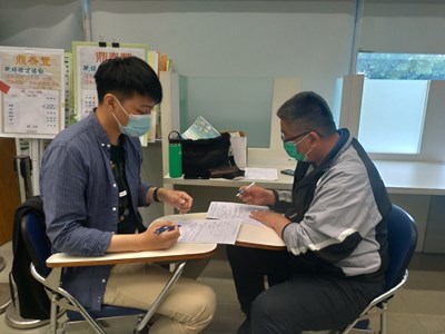 資深就服員擔任工作教練