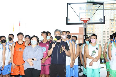 運動局李局長感謝FIBA 3X3臺灣推廣團隊與市府攜手合作,歡迎各地球員、球迷到臺中交流。