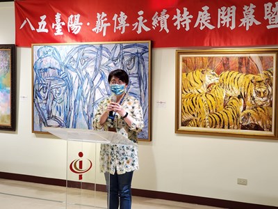 11日開幕式由文化局局長代表盧秀燕市長出席，感謝台陽美展薪傳永續