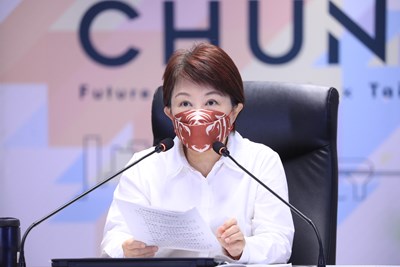 市長盧秀燕今(28)日於市政會議恭喜並肯定地稅局同仁的努力