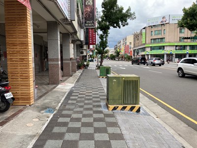 友善人行道!中市積極改善箱體設施避免阻礙通行