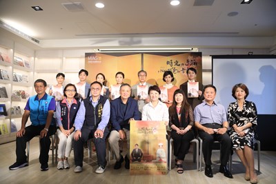 李崗監製舞台劇重新詮釋五大家族 盧市長:劇情緊湊 大力推薦