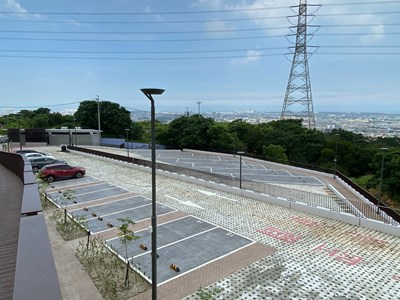 提升遊憩體驗 中市鰲峰山公園遊客專屬停車場及陽光公廁開放使用