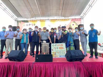 中秋好禮在花市 中市農業局邀民踴躍選購優質農特產品