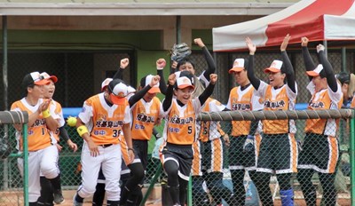 臺中兆基穿山甲以5比3在主場贏球