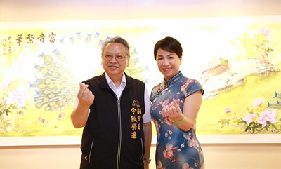 「陳靜瑤彩墨個展」即起展出 令狐副：灑脫筆意呈現動人情感