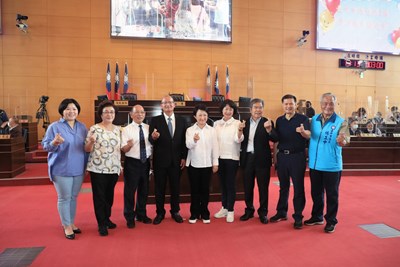 歡送今年榮退議員 盧市長:感謝一同為市政打拚