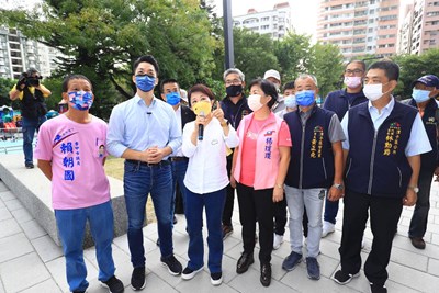 立委蔣萬安參訪中市國兒運 盧市長展推行全齡運動成果