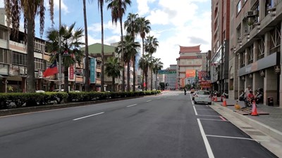 打造忠明路人本友善環境 中市中清路至忠太東路段燙平完成