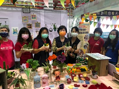 中市樂齡學習中心第4場成果展 南屯國小登場