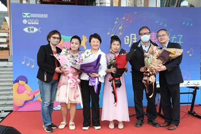 聽見感動!盲校女孩圓夢開唱 盧市長:帶給社會光明