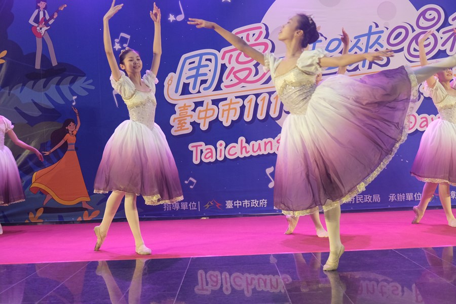 光明國中 芭蕾舞表演 (1)