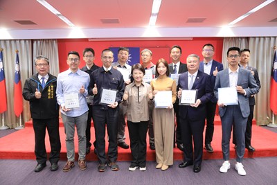 圖1_110年度績優綠色採購表揚