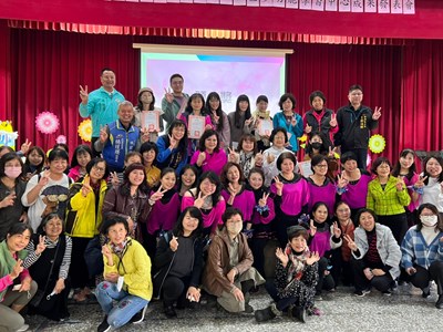 鼓勵終身學習 圳堵國小社區多功能學習中心成果展登場