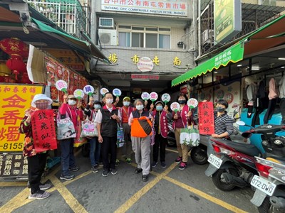 自備購物袋,減塑又環保 清潔隊與自治會宣導