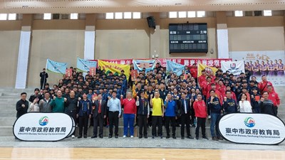 全國排、籃、壘球聯賽決賽將開打 中市教育局長授旗期許再創佳績