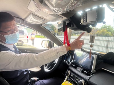 車載式高污染車輛AI智慧辨識設備裝設於計程車