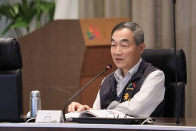 黃副市長:建置25校禮堂提升學習環境