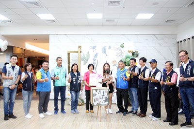 南屯建功1號好宅入住!都發局與住民同歡