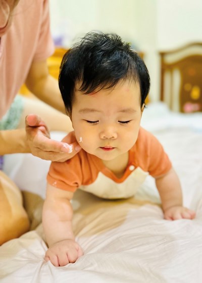 中市府抽驗網路熱門嬰幼兒護膚商品,抽樣檢測均未檢出雌激素及塑化劑成分。