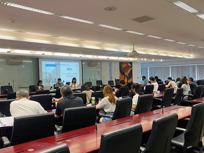 市府日前舉辦市政公園地下停車場營運移轉(OT)案招商說明會,業者反應熱烈