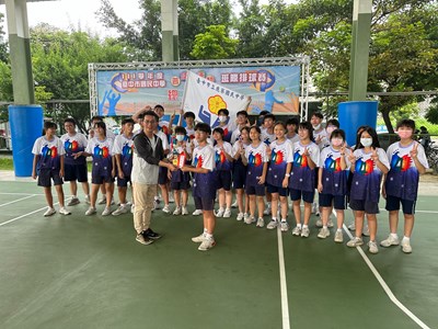 鹿寮國中榮獲國中普及化排球賽冠軍
