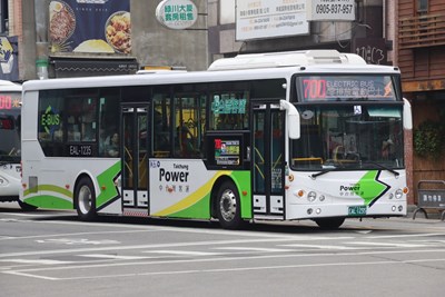 台中市再新增27輛電動公車投入服務,未來全市電動公車數量將達408輛
