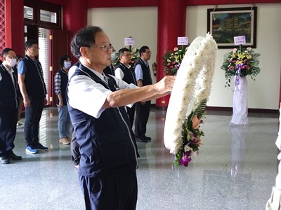 112年度國軍陣(公)亡官兵秋祭典禮,民政局長擔任主祭官