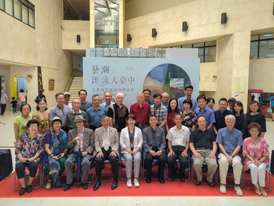 豐原班展出藝術家及家屬等來賓合照