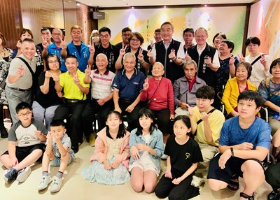 黃彭人份阿嬤百歲家宴 黃副市長預祝重陽節快樂