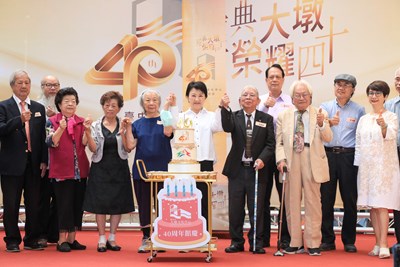 大墩40周年館慶 千人分享特製蛋糕 盧市長:感謝幕後功臣奉獻