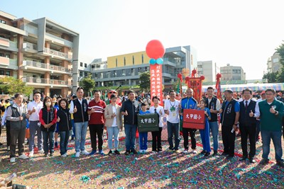 中市大甲國小金質獎新校舍落成 盧市長:投資孩子擺第一