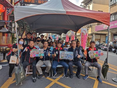 大里中興商圈愛心拍賣會,聯合做愛心、限量五折競標拍賣
